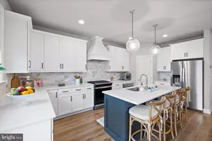 106 Charles Ln, Harleysville, PA 19438 - Photo 8