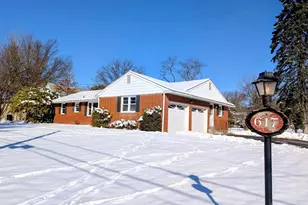 617 Crescent Ave, Lansdale, PA 19446 - Photo 2