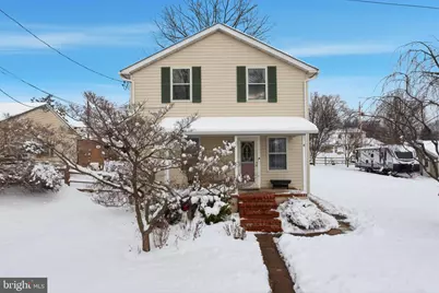 301 N 3rd Street, Telford, PA 18969 - Photo 2