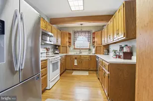 301 N 3rd St, Telford, PA 18969 - Photo 14