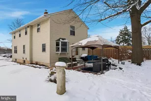 301 N 3rd St, Telford, PA 18969 - Photo 34