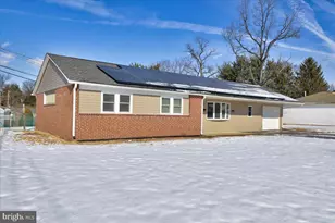 3103 Stoney Creek Rd, Norristown, PA 19401 - Photo 2