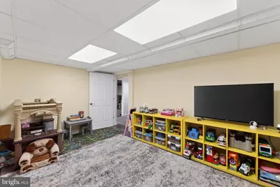 1074 Stuart Drive, Pottstown, PA 19464 - Photo 28