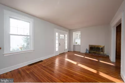 2423 Jenkintown Road, Glenside, PA 19038 - Photo 4