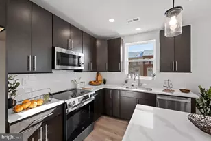 252 Chapel Ct, Norristown, PA 19401 - Photo 14