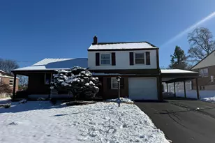 240 Sweetbriar Cir, King of Prussia, PA 19406 - Photo 1