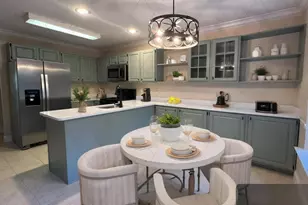 243 Copper Beech Dr, Blue Bell, PA 19422 - Photo 2