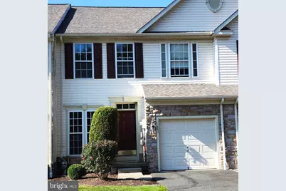 233 Creekside Drive, Pottstown, PA 19464 - Photo 2