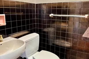 8233 Fairview Rd, Elkins Park, PA 19027 - Photo 14