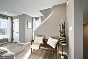 708 Deerfield Blvd, Pennsburg, PA 18073 - Photo 2