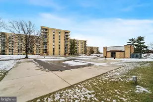 666 W Germantown Pike, Plymouth Meeting, PA 19462 - Photo 26