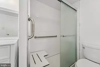 666 W Germantown Pike #1216, Plymouth Meeting, PA 19462 - Photo 16