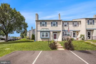 3505 Walnut Ridge Estate, Pottstown, PA 19464 - Photo 2