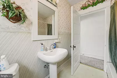 513 N Broad Street, Lansdale, PA 19446 - Photo 24