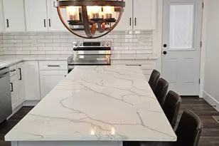 113 E Vine St, Hatfield, PA 19440 - Photo 4