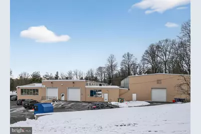 860 Welsh Road, Huntingdon Valley, PA 19006 - Photo 2