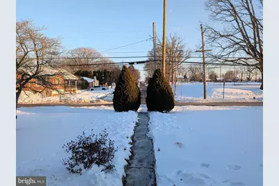 667 N Forrest, Eagleville, PA 19403 - Photo 6