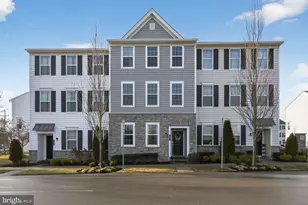 11 Hedley Ln, Hatboro, PA 19040 - Photo 1