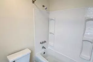 33 S York Rd, Hatboro, PA 19040 - Photo 12