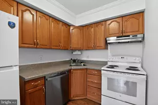 325 S Warminster Rd, Hatboro, PA 19040 - Photo 12