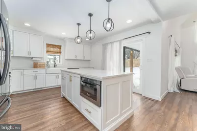 38 E 5th Avenue, Collegeville, PA 19426 - Photo 14