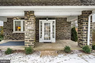 1122 Montgomery Ave, Narberth, PA 19072 - Photo 2