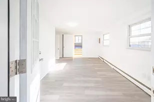 820 Cherry St, Lansdale, PA 19446 - Photo 8