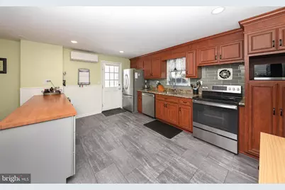 128 E 8th Avenue, Conshohocken, PA 19428 - Photo 14