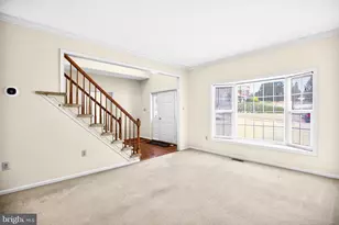 2002 Archer Ct, Norristown, PA 19403 - Photo 8