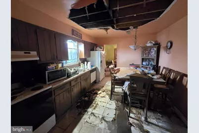 1090 Highland Avenue, Abington, PA 19001 - Photo 6