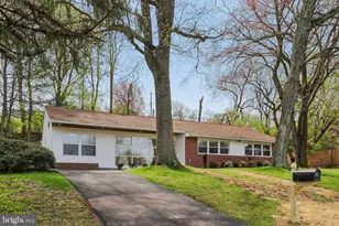 1306 Stotesbury Ave, Glenside, PA 19038 - Photo 2