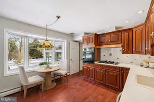 241 Moreland Rd, Huntingdon Valley, PA 19006 - Photo 14