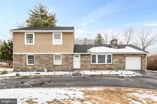 1510 Sandy Hill Rd, Plymouth Meeting, PA 19462 - Photo 2