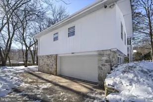 958 Longview Rd, King of Prussia, PA 19406 - Photo 4