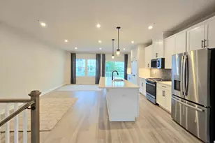 465 Market St, Souderton, PA 18964 - Photo 2