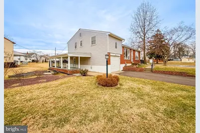 513 Barbara Drive, Norristown, PA 19403 - Photo 2