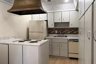 128 Nottoway Dr, Penllyn, PA 19422 - Photo 2