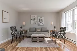 427 Blaker Dr, East Greenville, PA 18041 - Photo 2