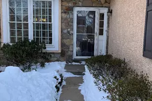 92 Wheatsheaf Ln, Norristown, PA 19403 - Photo 2