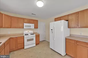 112 W Harmony Dr, Pottstown, PA 19464 - Photo 16