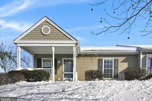 112 W Harmony Dr, Pottstown, PA 19464 - Photo 1