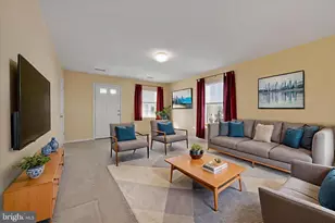 112 W Harmony Dr, Pottstown, PA 19464 - Photo 8