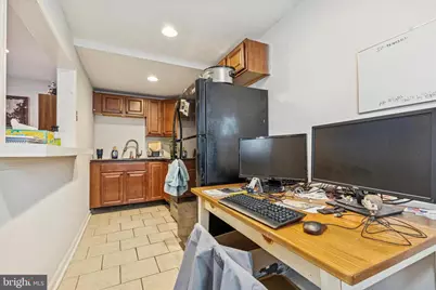 261 E Hector Street, Conshohocken, PA 19428 - Photo 2