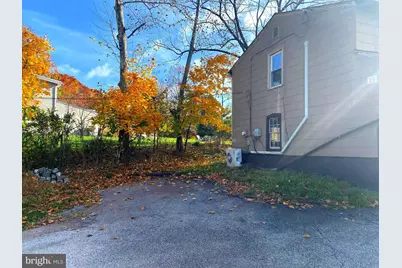 224 Pinetown Road #GARAGE APARTMENT B, Audubon, PA 19403 - Photo 6