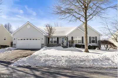 50 Presidential Drive, Royersford, PA 19468 - Photo 2