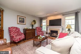 329 Manor Rd, Harleysville, PA 19438 - Photo 8