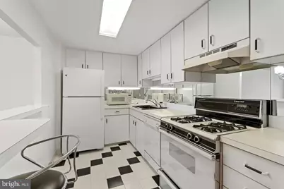 100 West Avenue #211-S, Jenkintown, PA 19046 - Photo 4