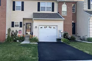 101 Green View Drive, Pottstown, PA 19464 - Photo 1