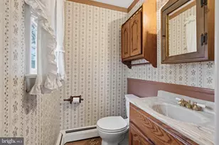 416 Oak Park Rd, Hatfield, PA 19440 - Photo 20