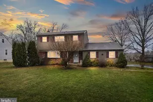 416 Oak Park Rd, Hatfield, PA 19440 - Photo 4